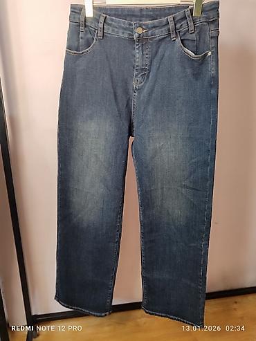 Джинсы: Женские джинсы из плотного денима, несколько вариантов кроя и — 10