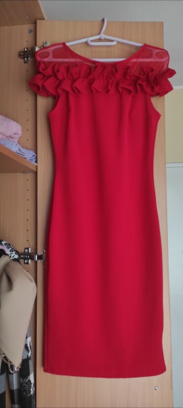 velicine haljina po brojevima: L (EU 40), bоја - Crvena, Oversize, Kratkih rukava