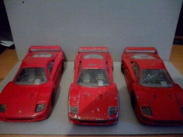 In madetaly - Srbija: Burago Ferari F40 3 komada,made in Italy, vidljiva oštećenja,cena na