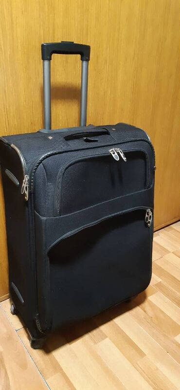 krovni kofer: Očuvan kofer 65x46x24cm