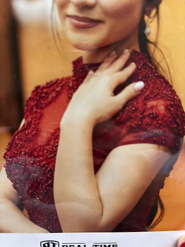 Ziyafət donları: Qırmızı ziyafət/libas - Zərif tünd qırmızı rəngdə uzun ziyafət/libas — 2