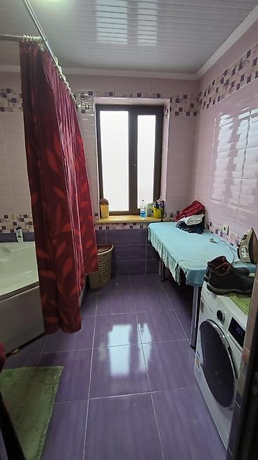 Продажа коттеджей и домов: Продается жилой дом 5 жил.комгат, кухня, ванна, санузел, котельная в — 12