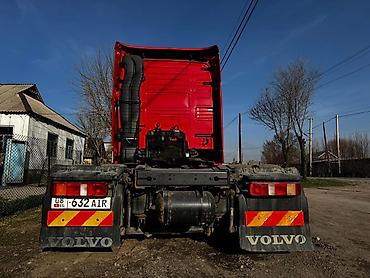 Тягачи: Тягач, Volvo, Шторный — 3