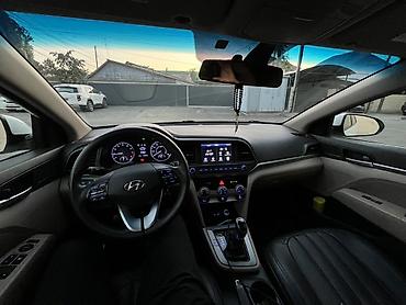 bmw 1990: Hyundai Elantra: 2019 г., 2 л, Автомат, Бензин, Седан — 3