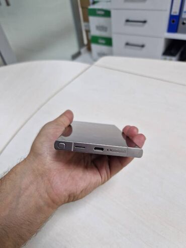 Samsung: Samsung Galaxy S24 Ultra, 512 GB, rəng - Bej, Barmaq izi, Face ID