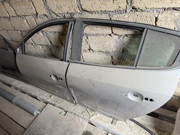 Qapılar: Renault Magane3, 2008 il