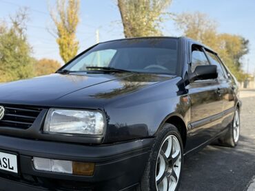 Volkswagen: Volkswagen Vento: 1992 г., 1.8 л, Механика, Бензин, Седан — 4