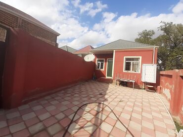 qesebe: Поселок Бинагади 3 комнаты, 90 м², Нет кредита, Свежий ремонт