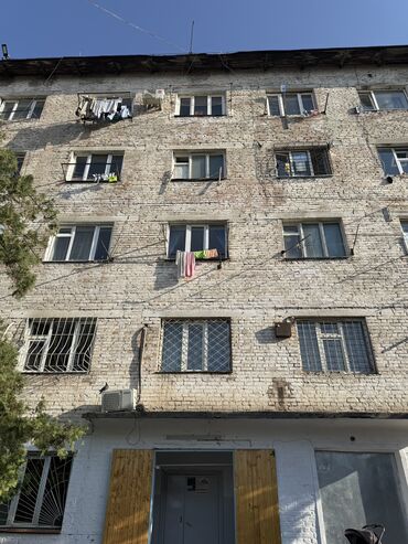 продаю дом жм келечек: 1 комната, 19 м², Общежитие и гостиничного типа, 4 этаж, Старый ремонт