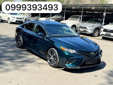 Mercedes-Benz: Toyota Camry: 2019 г., 2.5 л, Автомат, Бензин, Седан