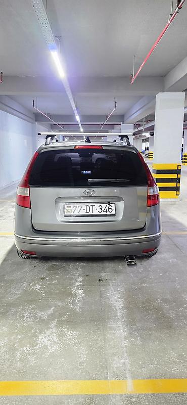 i30: Hyundai i30: 1.6 l | 2008 il Universal — 9