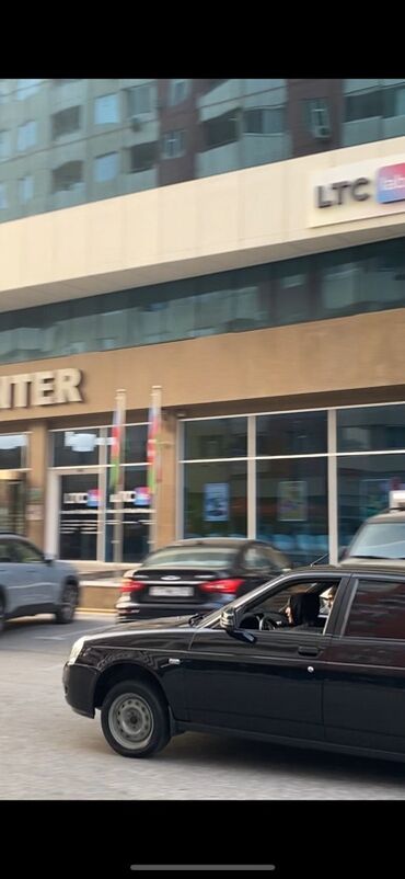 VAZ (LADA): VAZ (LADA) Priora: 1.6 l | 2018 il 170000 km Sedan — 2