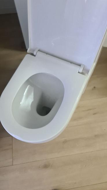 Отдых на Иссык-Куле: Новый унитаз. Находится на Иссык-Куле — 4