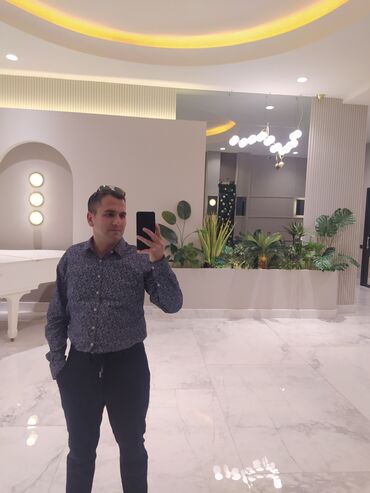 Təhsil, elm: Satış meneceri. 6 ildən artıq təcrübə
