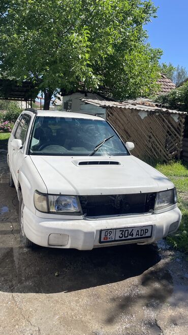жип мошина: Subaru Forester: 1998 г., 2 л, Автомат, Бензин, Универсал