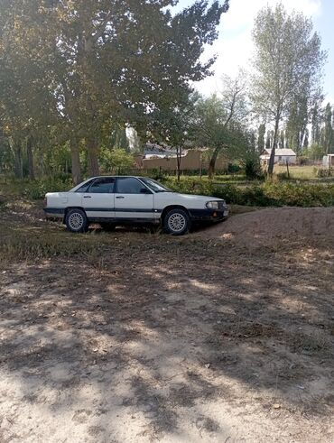 авто арзан: Audi 100: 1985 г., 2.2 л, Механика, Бензин, Седан