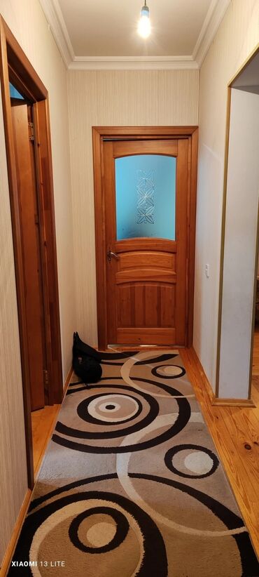 Köhnə tikili: Bakı, Bakıxanov qəs., 3 otaqlı, Köhnə tikili, m. Neftçilər, 70 kv. m — 26