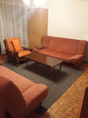 Dugoročni najam stanova: 2 sobe — 6