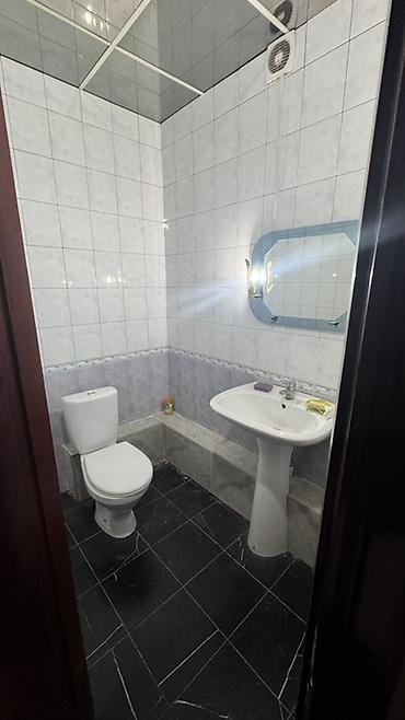Продажа квартир: 3 комнаты, 37 м², 8 мкр 3 этаж, Косметический ремонт — 7
