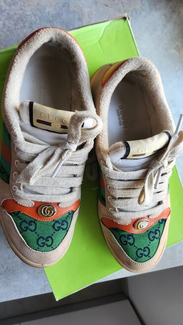 купить золотые часы бу: Кроссовки Gucci (Гучи, в оригинале), без коробки и пыльника. Состояние