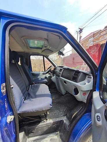 ford transit 8 1: Ford Transit mikroavtobus - Gövdə: qısa bazalı, mavi rəng, ön kapot — 7