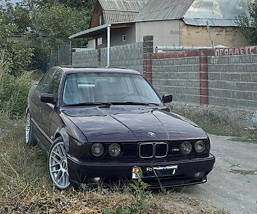 обмен е 34: BMW 5 series: 1991 г., 3.2 л, Механика, Бензин, Седан — 1