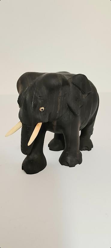 Figure: ▪︎ Na prodaju kolekcionarska, originalna, drvena statua slona. - Veoma — 3