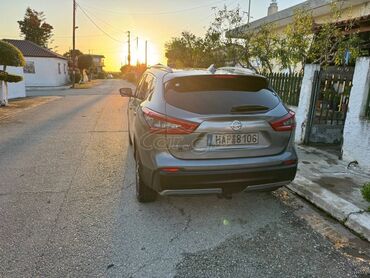 Μεταχειρισμένα Αυτοκίνητα: Nissan Qashqai: 1.6 l. | 2018 έ. SUV/4x4