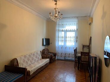 Uzunmüddətli kirayə mənzillər: 28 may metrosunun yaxınlığında tibb universitetinə yaxın 5 mertebeli — 1