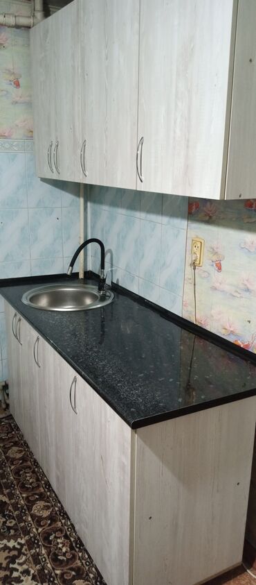 Кухонные гарнитуры: Кухонный гарнитур, вместе со встроенной стеклянной варочной — 2