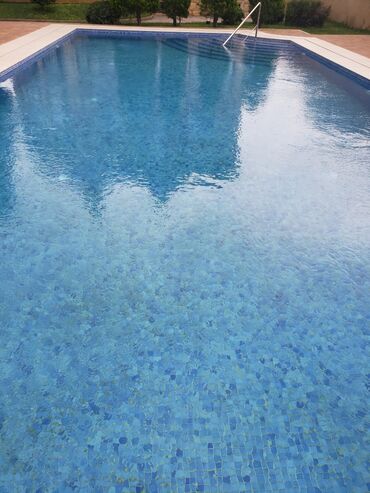 Hovuzlar: Grand santexnika si̇ze öz xi̇dmeti̇leri̇ni̇ tekli̇f edi̇r. Her nov — 8