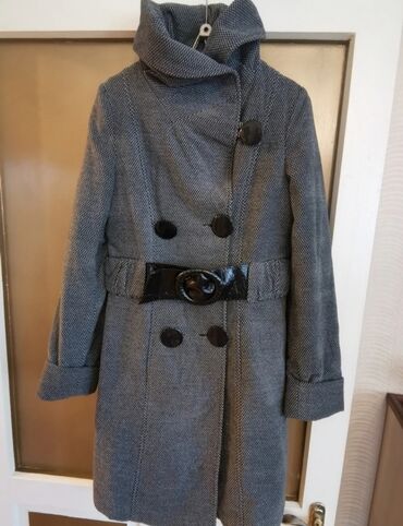 женское пальто на синтепоне: Пальто L (EU 40), цвет - Серый