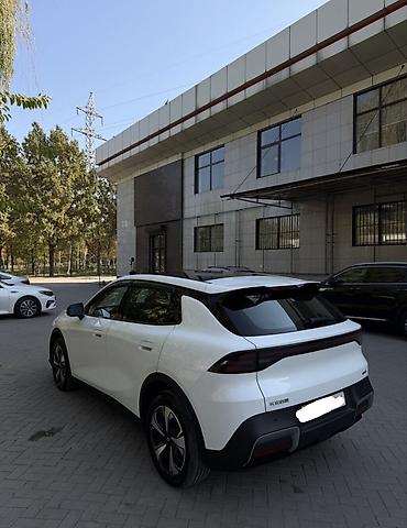 changan x7: Changan Qiyuan Q05: 2026 г., Электромобиль, Кроссовер — 5