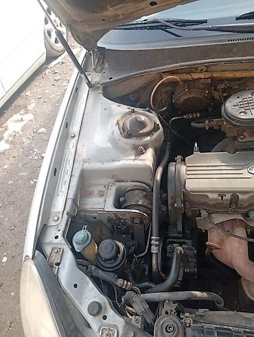 Hyundai: Hyundai Sonata: 2001 г., 1.8 л, Механика, Бензин, Седан — 3