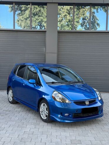 авто рассрочку без банка: Honda Fit: 2008 г., 1.5 л, Автомат, Бензин