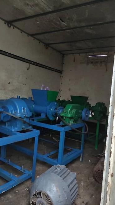 Другое оборудование для типографии: Самынга роликовый жана ручной печать жасап беребиз Станок, самындын — 9