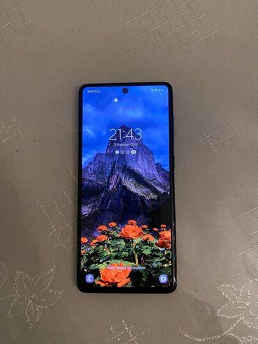 optimal samsung telefonlar: Samsung A71 əla vəziyyətdədir. Cızığı qırığı yoxdur, ustaya