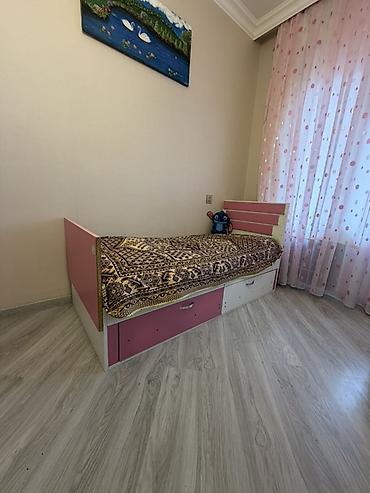 tum: Uşaq otağı üçün mebel dəsti - Rəng: çəhrayı-ağ - Dəst tərkibi: 1) — 2