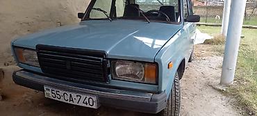 vaz 2107 stop: VAZ 2107 sedan – açıq mavi rəng. Xüsusiyyətlər: - Kuzov: 4 qapılı — 1