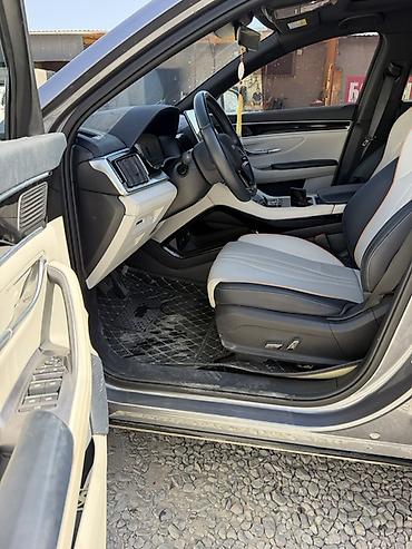 byd гибрид кроссовер: BYD Song Plus: 2023 г., Гибрид, Кроссовер — 4