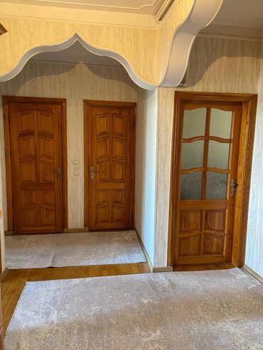 Köhnə tikili: Bakı, Yeni Günəşli Massiv D, 3 otaqlı, Köhnə tikili, 75 kv. m — 9