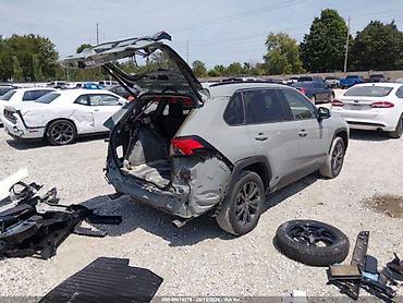 Toyota: Toyota RAV4: 2023 г., 2.5 л, Автомат, Гибрид — 4