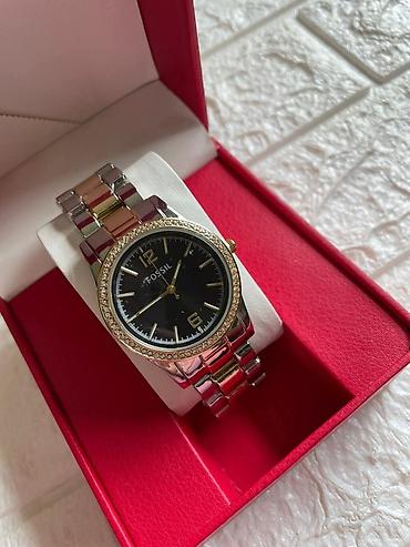 Ručni satovi: Cena:2900 (Bez kutije)
Cena:3400 (Sa kutijom)
💋 — 15