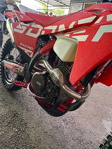 строкер stroker: Эндуро-мотоцикл STONER (STN) G5 Racing, красный. - Тип: эндуро/кросс — 4