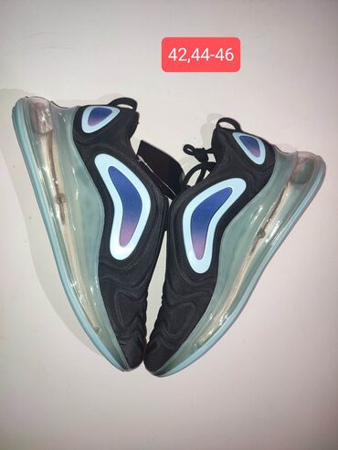 Women's Sneakers and athletic shoes: RASPRODAJA
Dostupni brojevi na slikama
Cena 3500 din — 7