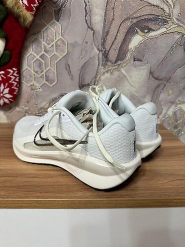 nike precision 5: Продаю кроссовки найк nike оригинал новые Заказали Не подошел размер — 6