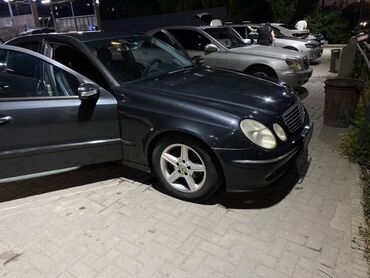 Mercedes-Benz: Mercedes-Benz E-Class: 2002 г., 3.2 л, Автомат, Бензин, Седан — 9