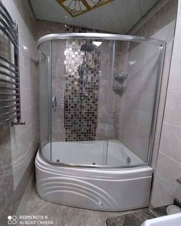 Duş kabinaları, arakəsmələr: Yeni Arakəsmə, Pulsuz çatdırılma — 25