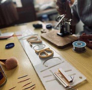 Rasveta: AMBER NEON TRAKA FLEX CREVO NARANDŽASTA VODOOTPORNA IP67 12V | *U — 25