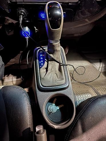 Hyundai: Hyundai Porter: 2020 г., Дизель — 17